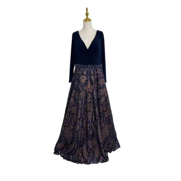 Mac Duggal 67241 Midnight Blue Long Sleeve Sequins Gown Size 14W $698 - Picture 1 of 9
